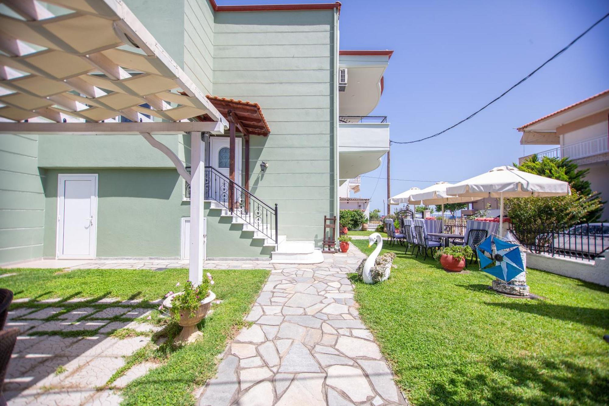 Athanasia Inn Vrasná Exterior foto