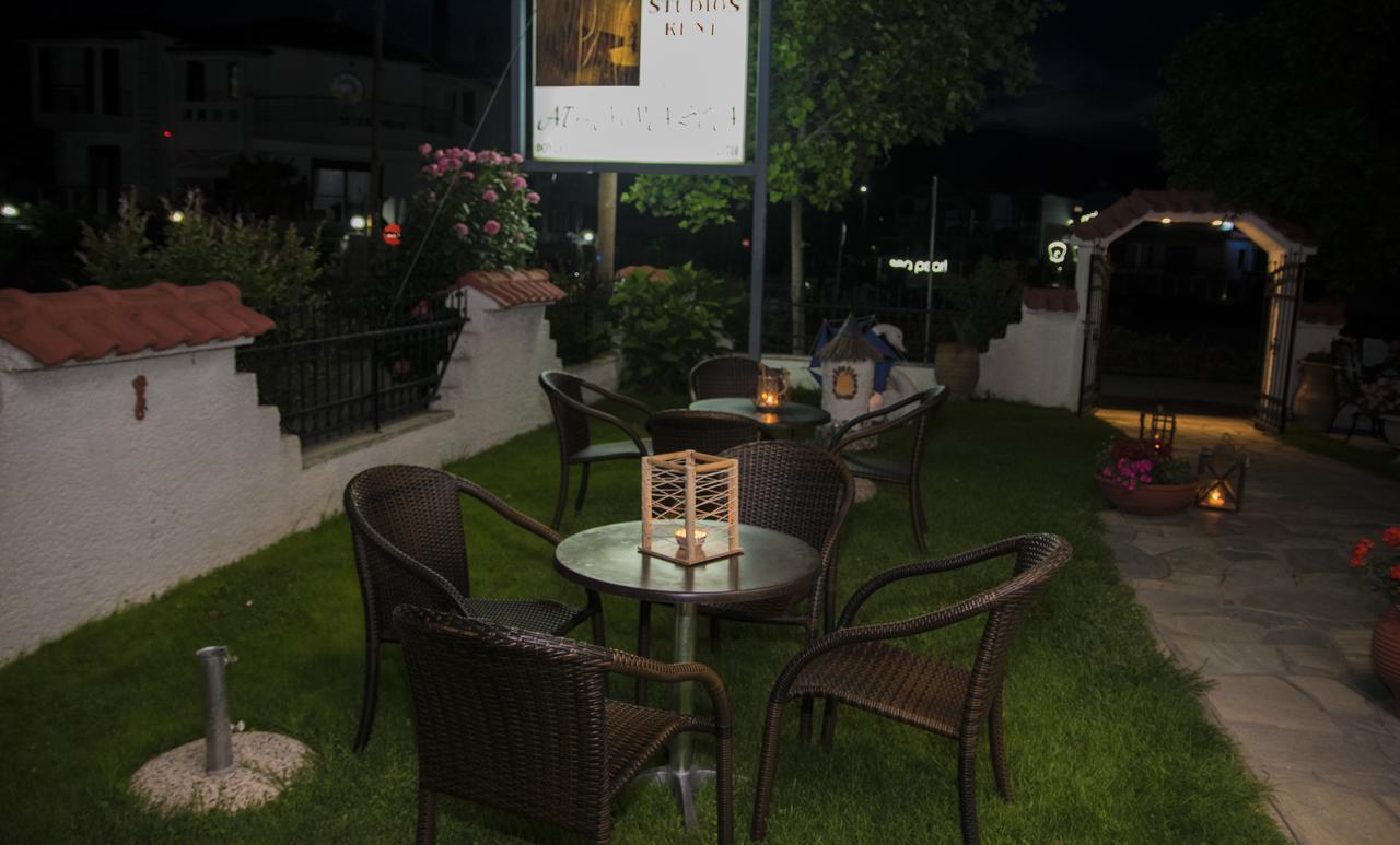 Athanasia Inn Vrasná Exterior foto
